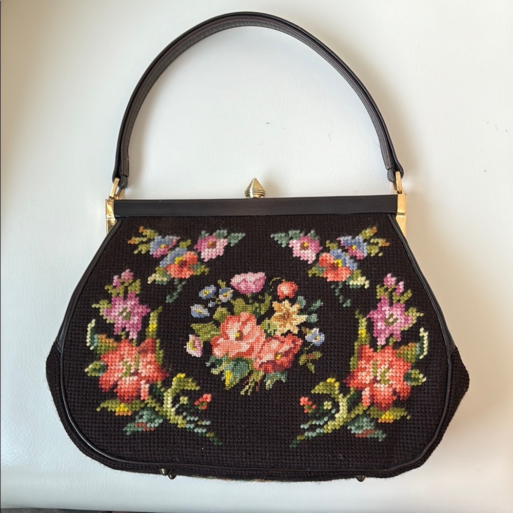 Brown Vintage Shoulder Bag with Floral Embroidery and Curved Handle
